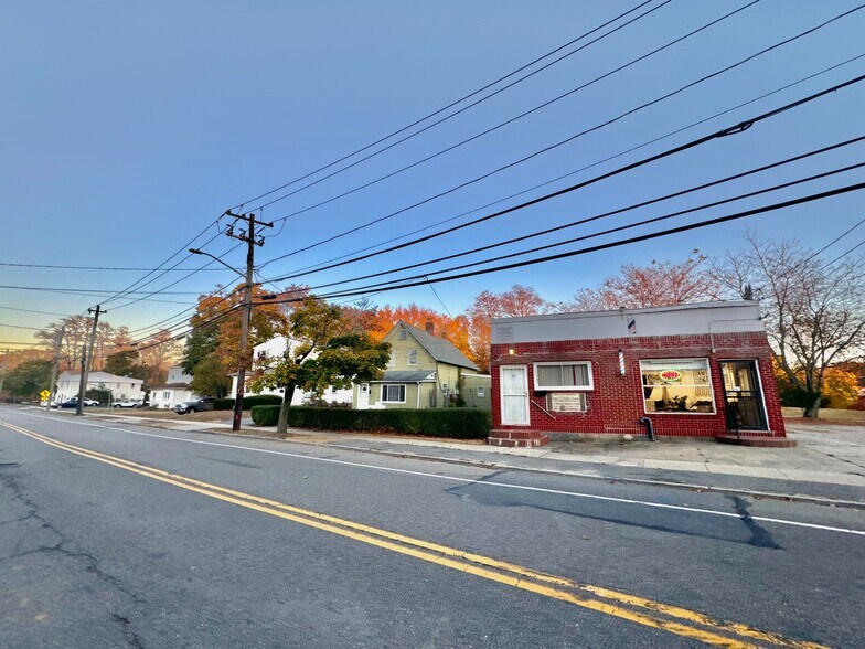 More Photos Of 241-267 Albany Ave, Amityville Land For Sale
