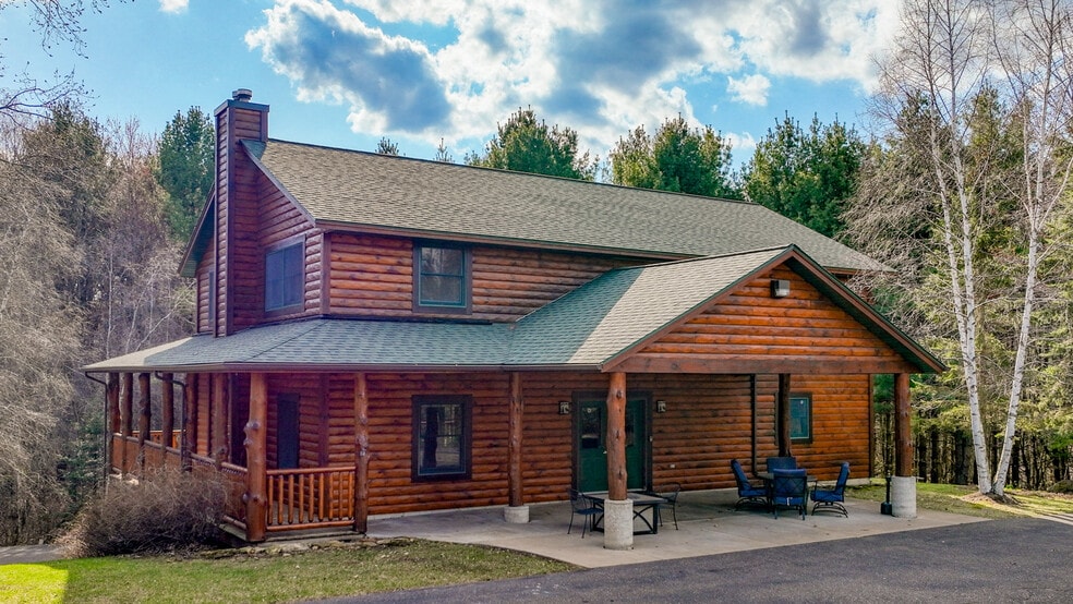 More Photos Of 18059 County Highway OO, Chippewa Falls Specialty For Sale