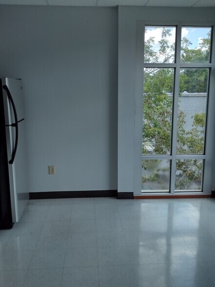 More Photos Of 784 Prince Ave, Athens Medical For Sale