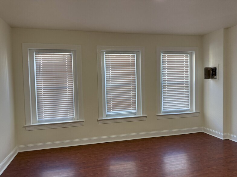 More Photos Of 1460 Park Rd NW, Washington Office For Lease