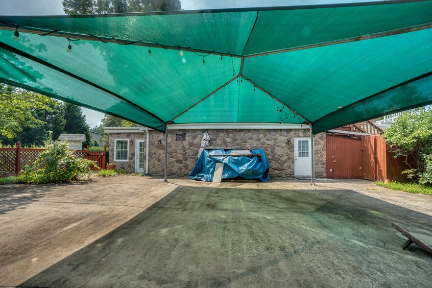 More Photos Of 3998 Jefferson Davis Hwy, Stafford Freestanding For Sale
