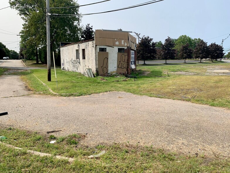 More Photos Of 63 US Highway 46, Pine Brook Freestanding For Sale