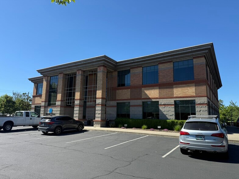 Primary Photo Of 1501 E McAndrews Rd, Medford Medical For Lease