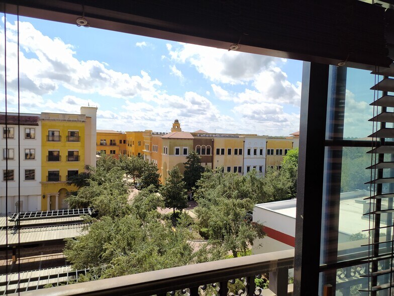 More Photos Of 2295 S Hiawassee Rd, Orlando Office For Sale