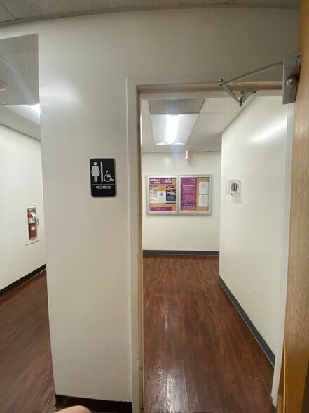 More Photos Of 20 Country Club Dr, Downingtown Medical For Lease