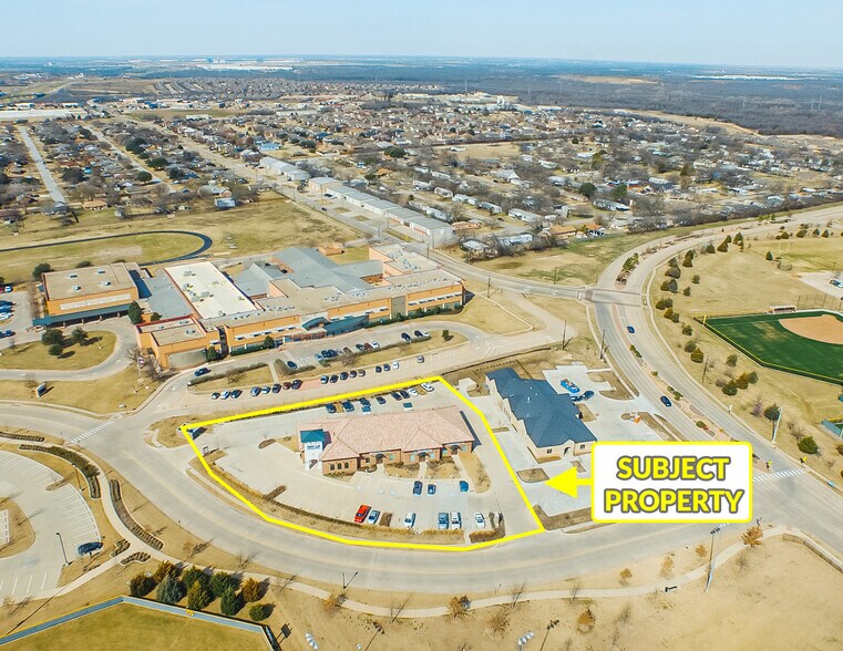 More Photos Of 625 Parkview Dr, Trophy Club Medical For Sale