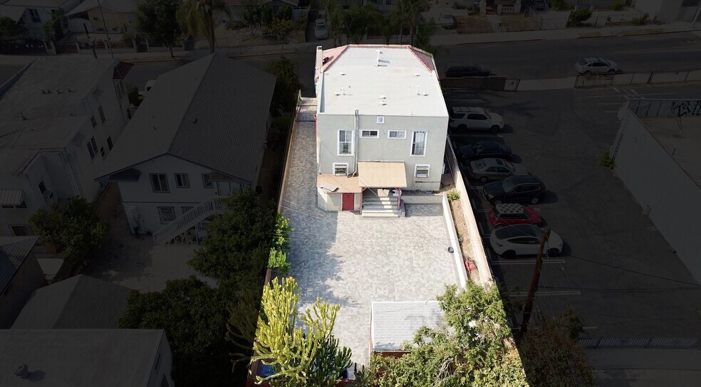 More Photos Of 316 S Coronado St, Los Angeles Apartments For Sale