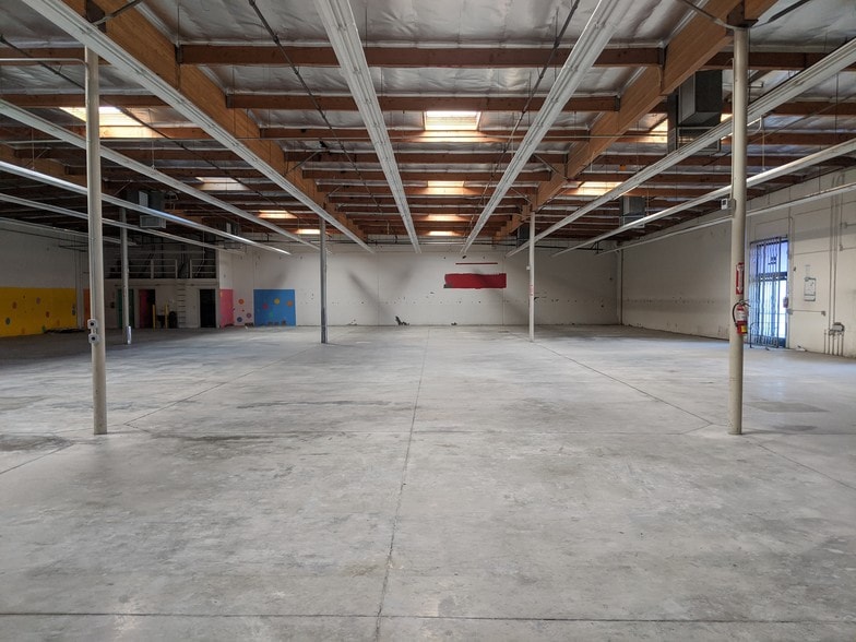 More Photos Of 22722 Cactus Ave, Moreno Valley Freestanding For Sale