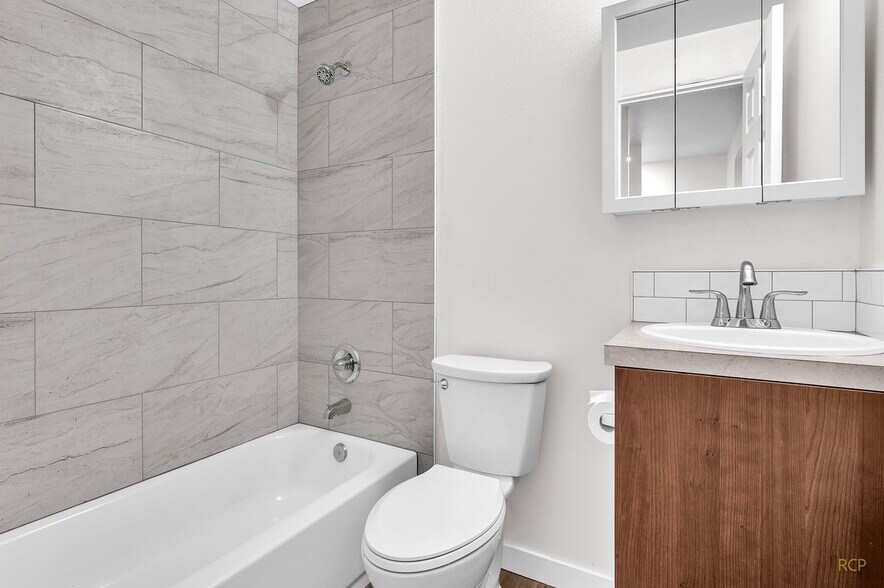 More Photos Of 13145 SE Division St, Portland Apartments For Sale