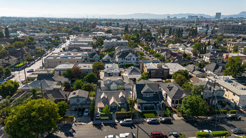 More Photos Of 2127 Portland St, Los Angeles Healthcare For Sale