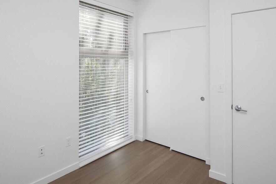 More Photos Of 3705 N Overlook Blvd, Portland Apartments For Sale