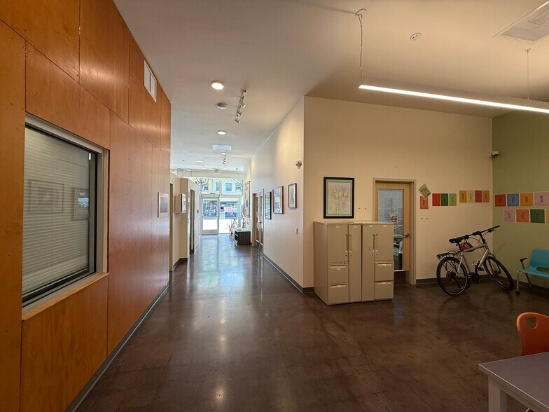 More Photos Of 1909 University Ave, Berkeley Storefront For Sale