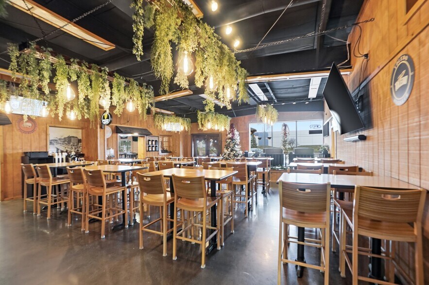 More Photos Of 2330 Bright Rd, Findlay Sports And Entertainment For Sale