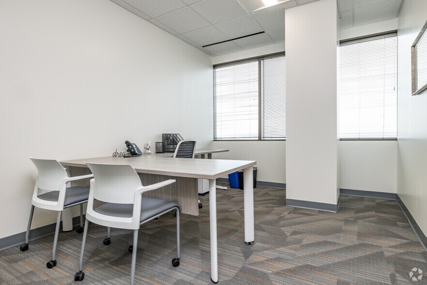 More Photos Of 1 Tower Center Blvd, East Brunswick Coworking Space
