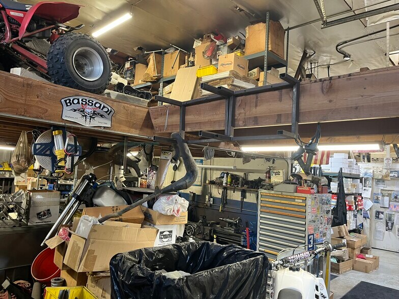 More Photos Of 10825 Silicon Ave, Montclair Industrial For Sale