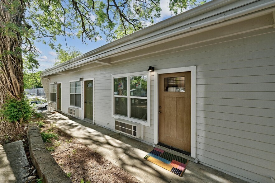 More Photos Of 2802 Whitis Ave, Austin Apartments For Sale