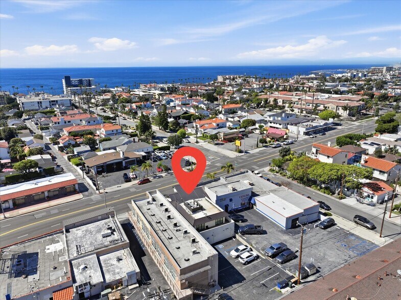 More Photos Of 1010 S Pacific Coast Hwy, Redondo Beach Storefront Retail Office For Sale