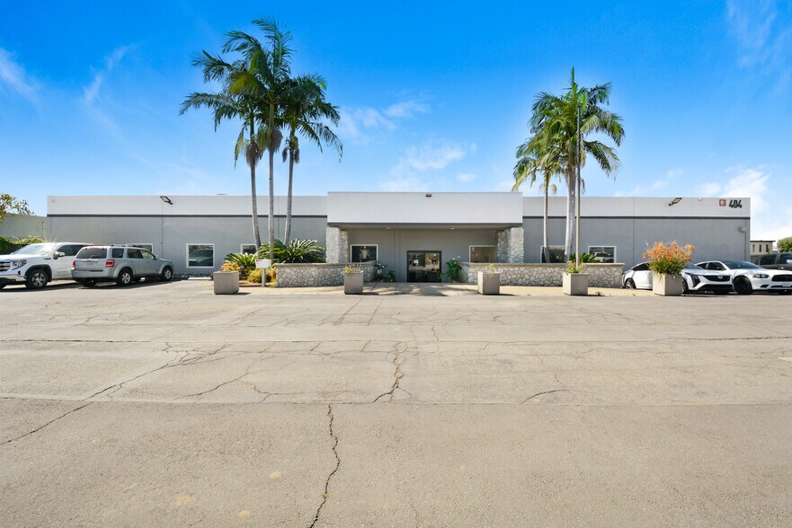 More Photos Of 404 N Berry St, Brea Warehouse For Lease