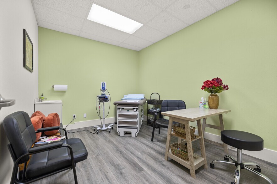 More Photos Of 195 Commons Loop, Kalispell Medical For Sale