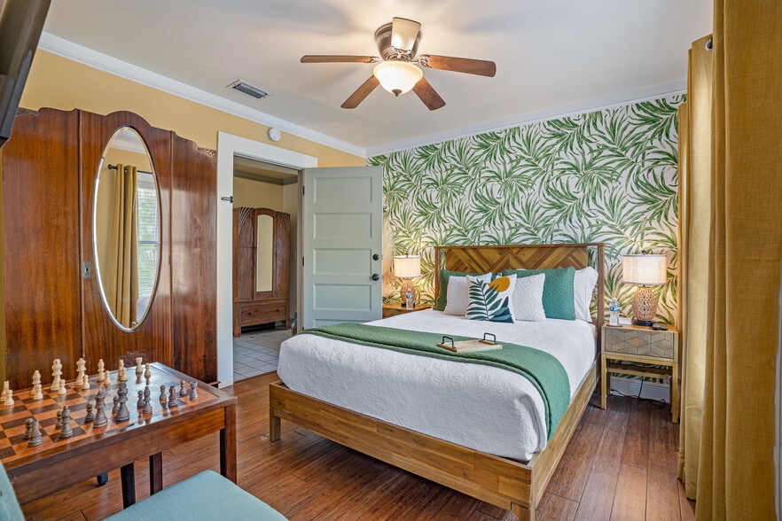 More Photos Of 44 Spanish St, Saint Augustine Hotel For Sale