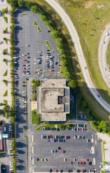 More Photos Of 3501 Algonquin Rd, Rolling Meadows Office For Lease