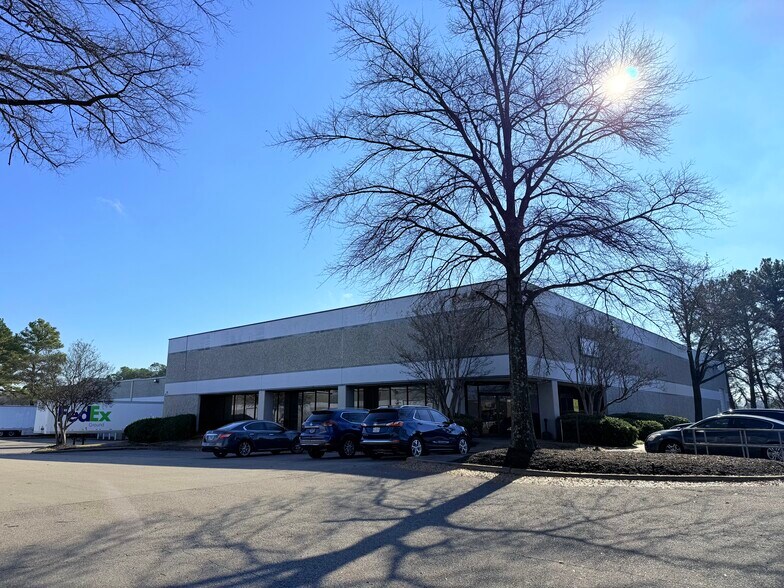 More Photos Of 5445 Raines Rd, Memphis Warehouse For Lease