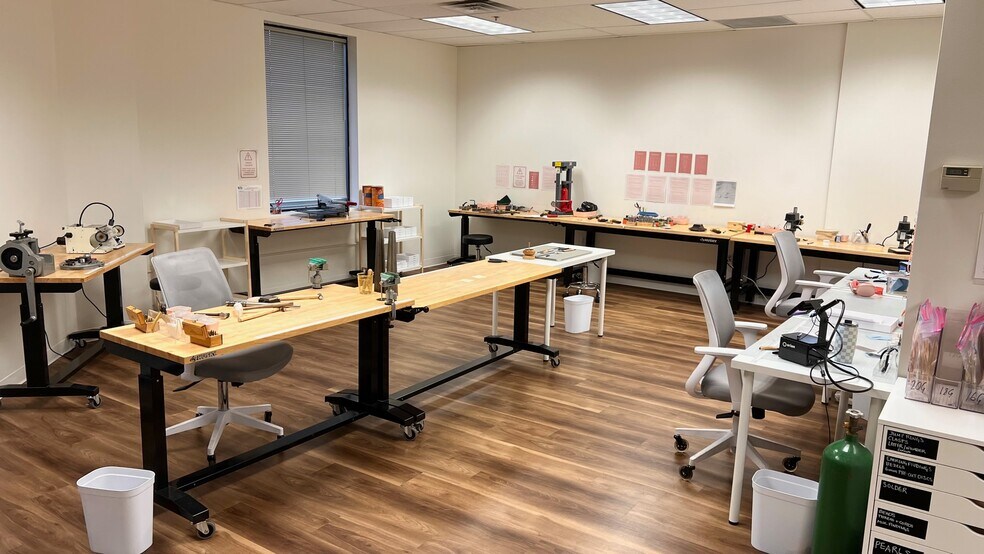 More Photos Of 2440 S 1070 W, Salt Lake City Flex For Lease