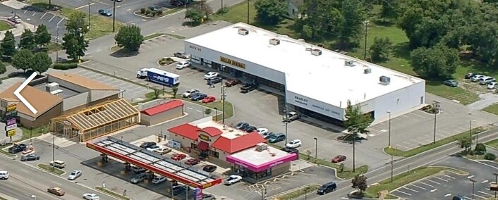 More Photos Of 5210 Schubert Rd, Knoxville Storefront Retail Office For Lease