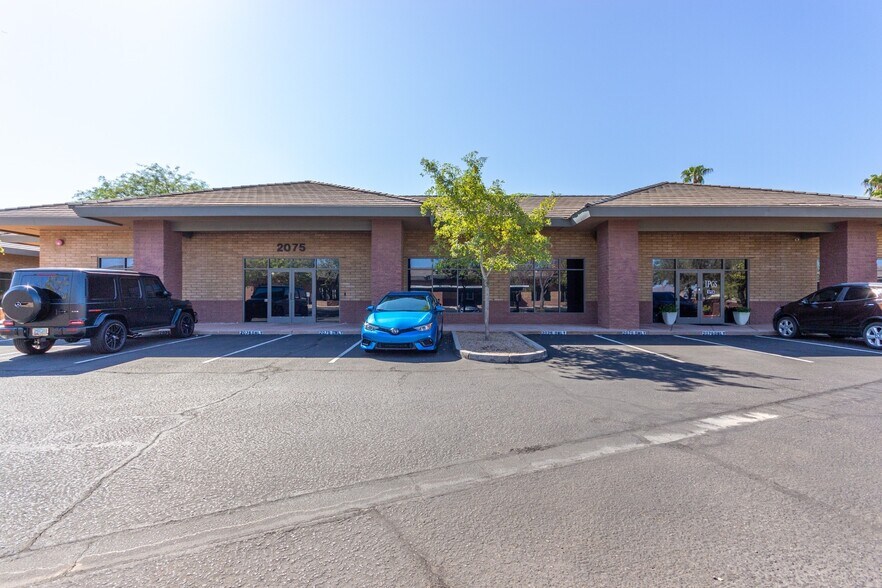 More Photos Of 2075 S Cottonwood Dr, Tempe Medical For Lease