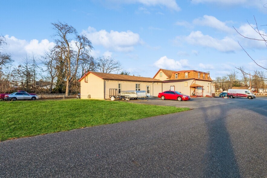 More Photos Of 569 Morton Ave, Rosenhayn General Retail For Sale