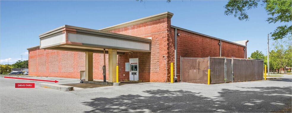 More Photos Of 9151 Moffett Rd, Semmes Drugstore For Sale