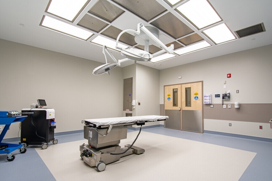 More Photos Of 1386 Lead Hill Blvd, Roseville Medical For Lease