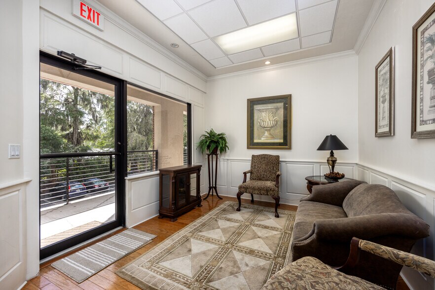 More Photos Of 2750 NW 43rd St, Gainesville Office For Lease