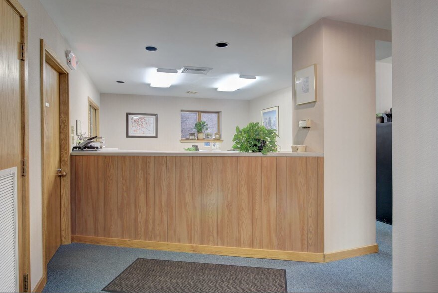 More Photos Of 33 Electric Ave, Fitchburg Medical For Lease
