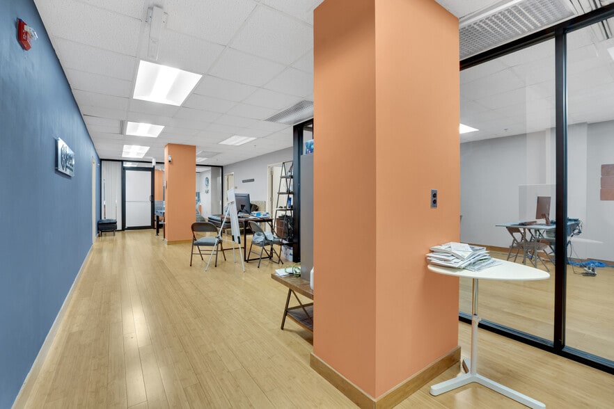 More Photos Of 7535 Little River Tpke, Annandale Office Residential For Sale