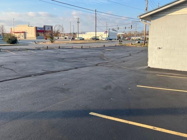 More Photos Of 1903 S 1st St, Rogers Auto Repair For Sale