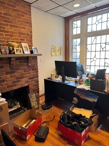 More Photos Of 1714 Beacon St, Brookline Medical For Lease