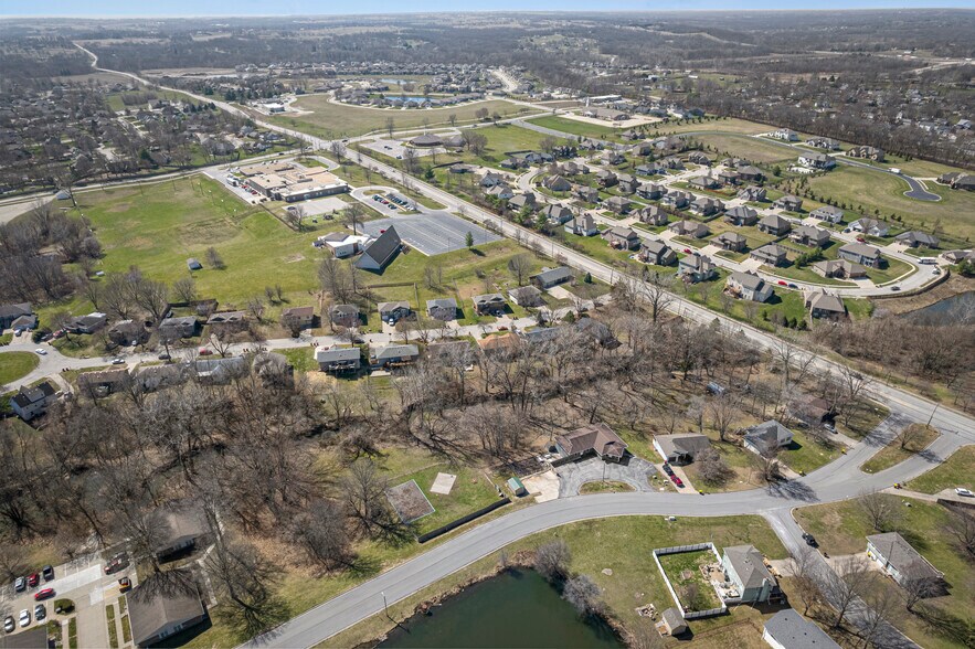 More Photos Of 205 Southbrook Pky, Kearney Daycare Center For Sale