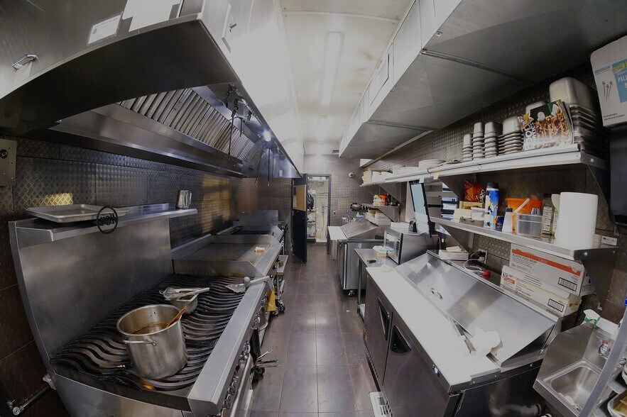 More Photos Of 31 W Center St, Victor Restaurant For Lease