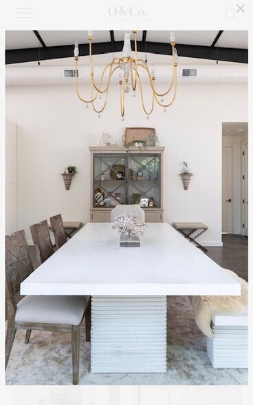 More Photos Of 4780 Iberia Ave, Dallas Showroom For Lease