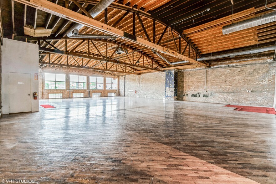 More Photos Of 3949 W Armitage Ave, Chicago Warehouse For Sale