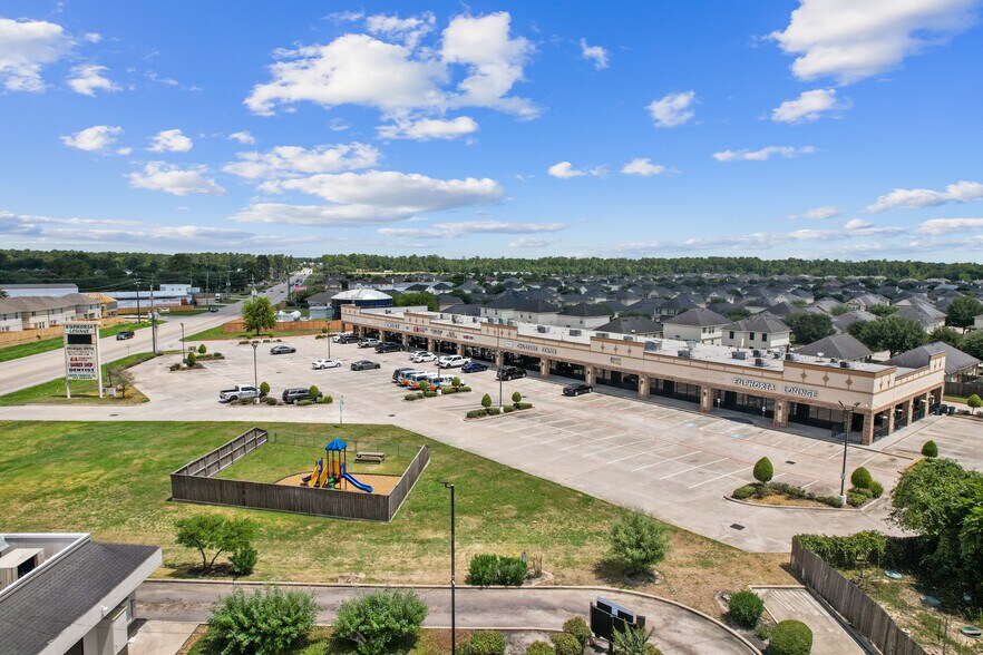 More Photos Of 21612-21650 Aldine Westfield Rd, Humble General Retail For Sale
