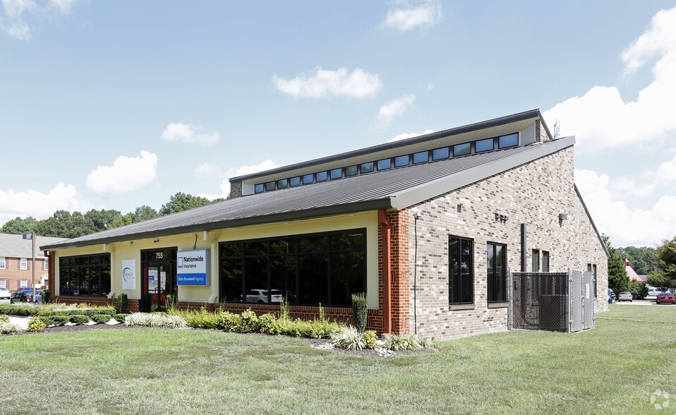 More Photos Of 755 Thimble Shoals Blvd, Newport News Loft Creative Space For Lease