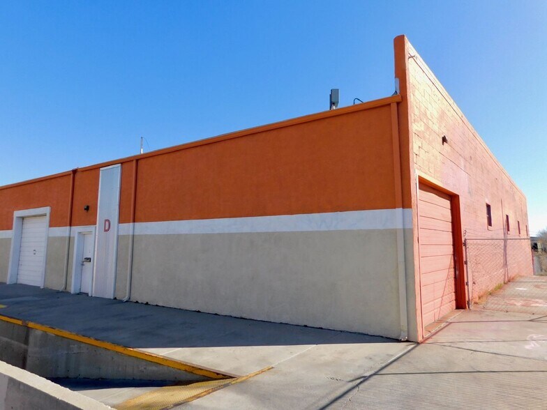 More Photos Of 1823 Commercial St NE, Albuquerque Warehouse For Sale