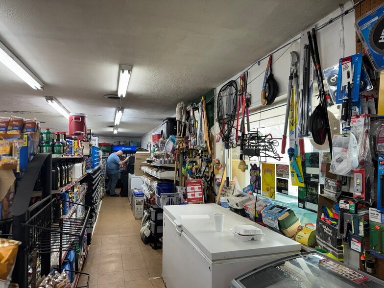 More Photos Of 558 Gordon Hwy, Gordon Convenience Store For Sale