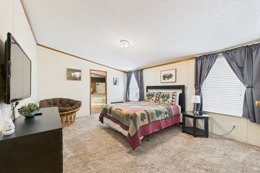 More Photos Of 141 County Road 851, Elizabeth Hotel For Sale