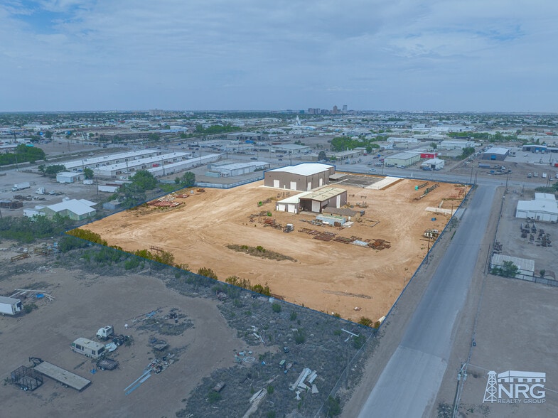 More Photos Of 1602 S Midkiff Rd, Midland Warehouse For Lease