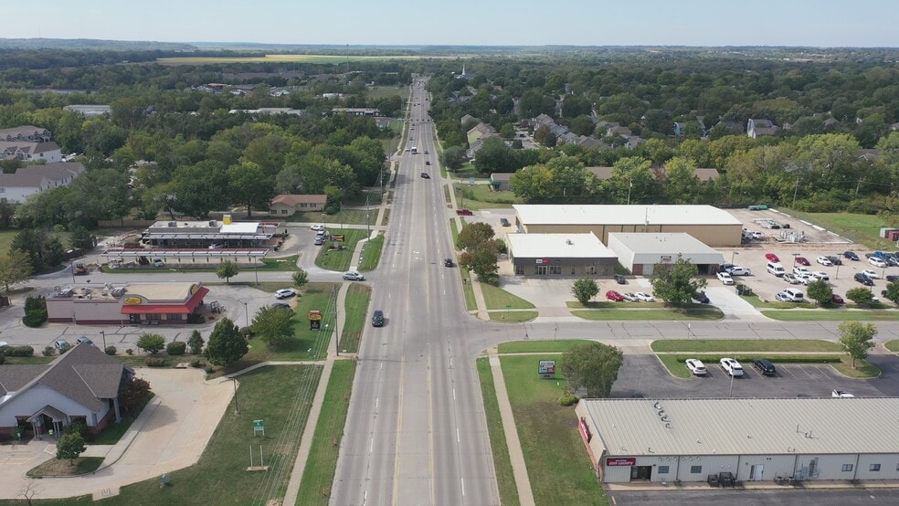 More Photos Of 2221 W 31st St, Lawrence Bank For Sale