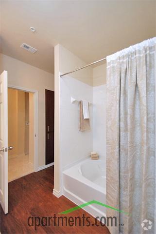 More Photos Of Mooreview Pky @ Loudoun County Pky, Ashburn Unknown For Lease