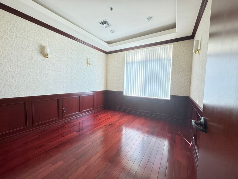 More Photos Of 2707 E Valley Blvd, West Covina Medical For Sale